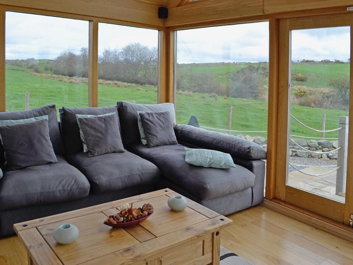 Owl Cottage Coedana Экстерьер фото